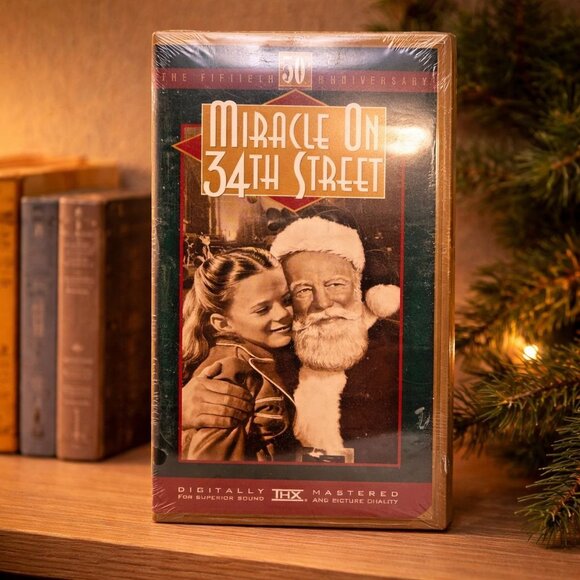 Miracle On 34th Street 50th Anniversary Digitally THX Mastered VHS Sealed New - Picture 2 of 5